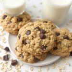 Lyse havrecookies med mindre sukker oppskrift, Hvordan bake havrecookies med mindre sukker, Sunnere cookies til kaffen med havre, Havrecookies uten hvitt sukker enkel oppskrift, Havrekjeks for et sunnere valg til snacks, Cookies med naturlige søtningsstoffer og havre, Mindre sukker i klassiske havrekjeks, Fiber- og proteinrike havrecookies oppskrift, Hvordan lage sprø havrekjeks hjemme, Gode havrekjeks med lavt sukkerinnhold, Cookies uten sukker for sunnere livsstil, Bake havrecookies med honning som søtning, Enkel oppskrift på havrekjeks med rosiner, Myke havrekjeks for barn og voksne, Naturlig søte havrecookies for hele familien, Uten sukker havrecookies for diabetikere, Havrekjeks for de som følger diett, Glutenfrie havrekjeks uten tilsatt sukker, Tips for perfekt bake havrekjeks hver gang, Havrecookies med redusert sukker og ekstra smak.