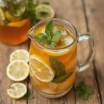 Forfriskende kvas oppskrift med fullkornsbrød, Hvordan lage naturlig kvas hjemme, Naturlig fermentert kvas med fullkornsbrød, Enkel og sunn kvasoppskrift hjemme, Tradisjonell kvas med naturlige ingredienser, Forfriskende drikk laget med fullkornsbrød, Tips for å lage autentisk kvas, Kvas med naturlig fermenteringsprosess, Beste måten å lage kvas på, Naturlig kvas for varme sommerdager, Hvordan bruke fullkornsbrød til kvas, Lag kvas med få enkle steg, Hjemmelaget kvas med rik smak, Sunn og naturlig kvas til hverdagen, Tradisjonell oppskrift på forfriskende kvas, Kvas med unike og naturlige smaker, Hvordan fermentere kvas med fullkornsbrød, Perfekt kvas til frokost eller lunsj, Rask oppskrift på naturlig kvas, Fullkornsbrød som base for sunn kvas