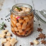 Hjemmelaget hermetisk kålrot oppskrift, Hvordan hermetisere kålrot enkelt, Hermetisk kålrot for lang holdbarhet, Sunn og smakfull hermetisk kålrot, Hermetisk kålrot med krydder, Enkel metode for kålrotkonservering, Langtidsholdbar hermetisk kålrot hjemme, Kålrot hermetisering for vinterlagring, Hermetisk kålrot med sukkerlake, Klassisk oppskrift på hermetisk kålrot, Feilfri hermetisering av kålrot hjemme, Sunn konservering av kålrot på glass, Hermetisk kålrot uten kunstige tilsetninger, Hvordan bevare kålrot gjennom hermetisering, Smakfull hermetisk kålrot til middag, Hermetisert kålrot til tradisjonelle retter, Praktisk guide til hermetisering av kålrot, Hjemmelaget kålrot i hermetiske glass, Lær å hermetisere kålrot selv, Feilfri oppskrift på hjemmelaget hermetisk kålrot.